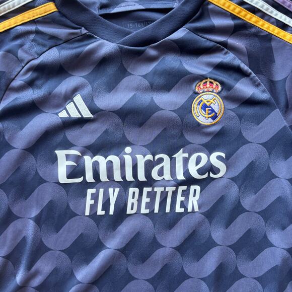 Adidas Real Madrid #5 Jude Bellingham 23/24 Boy's 15-16Y Away Soccer Jersey - Picture 2 of 14